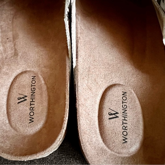 Worthington Dacey Snake Clogs - Picture 5 of 9